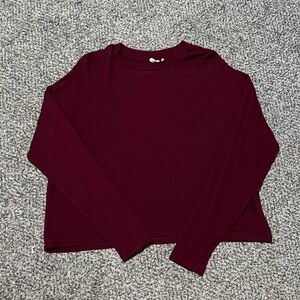 Women’s lightweight sweater
